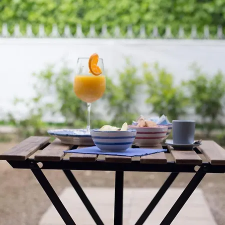 Maison Ligea Alojamento de Acomodação e Pequeno-almoço 2*