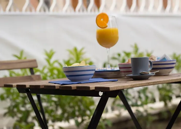 Maison Ligea Bed & Breakfast 4*